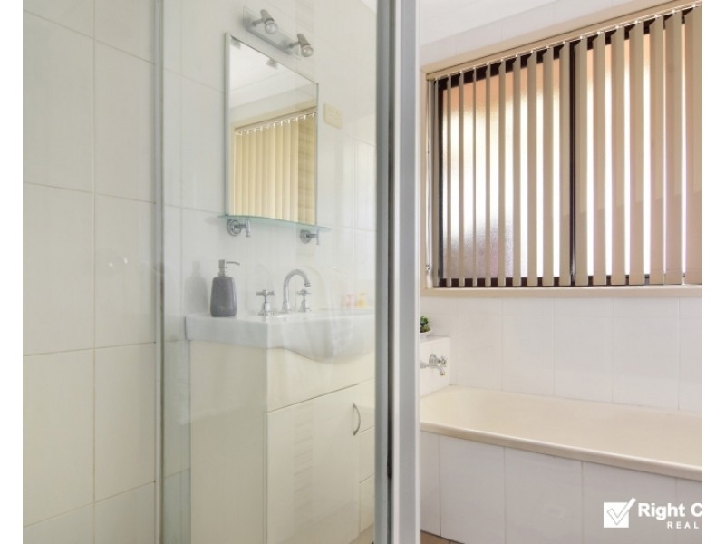 16 Woodlands Drive, Barrack Heights NSW 2528