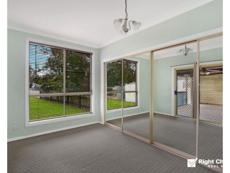 13 Karoo Street, Albion Park Rail NSW 2527