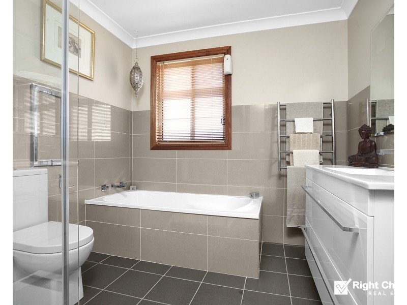 2/1 Colville Street, Flinders NSW 2529