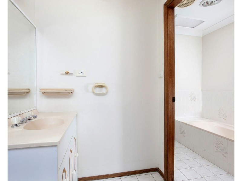 3/19 Murchison Street, Albion Park NSW 2527