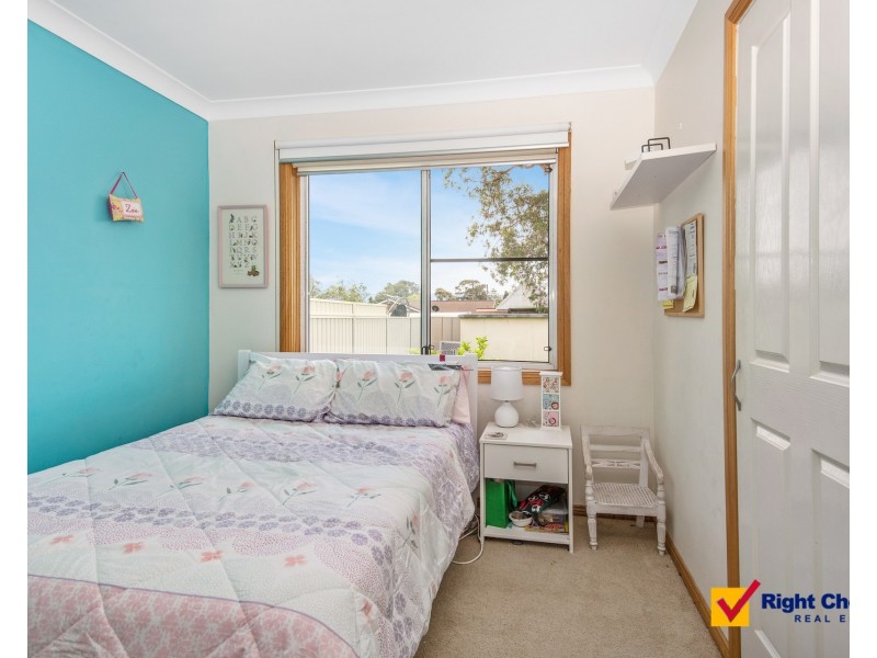 70 Barton Street, Oak Flats NSW 2529