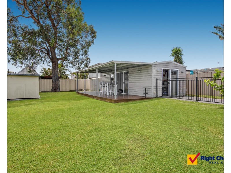 70 Barton Street, Oak Flats NSW 2529