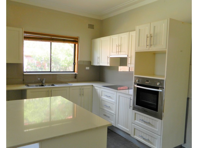 9 Karoo Street, Albion Park Rail NSW 2527