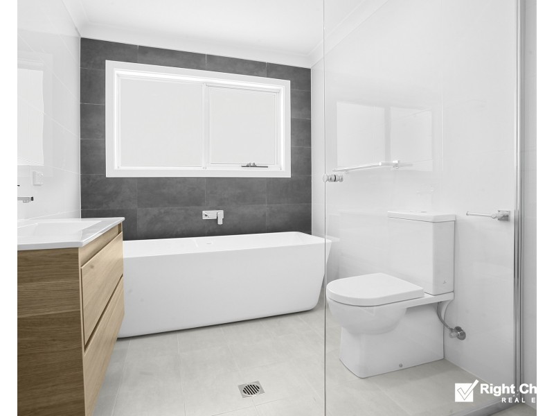 2/32 Dillon Road, Flinders NSW 2529