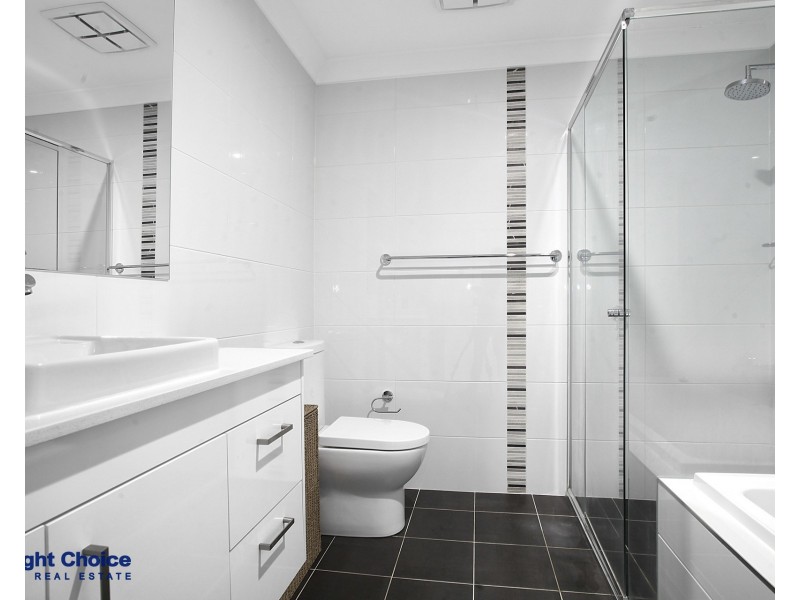 1/37 Wattle Road, Flinders NSW 2529