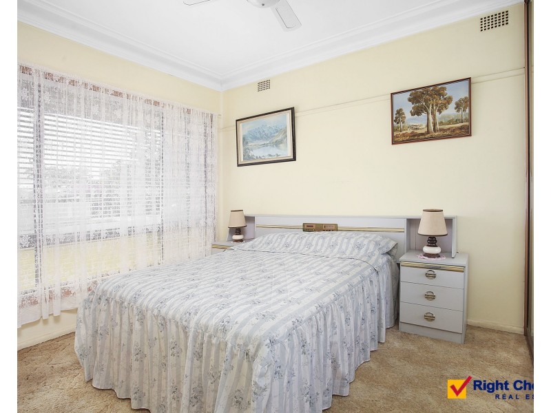 8 Leawarra Avenue, Barrack Heights NSW 2528