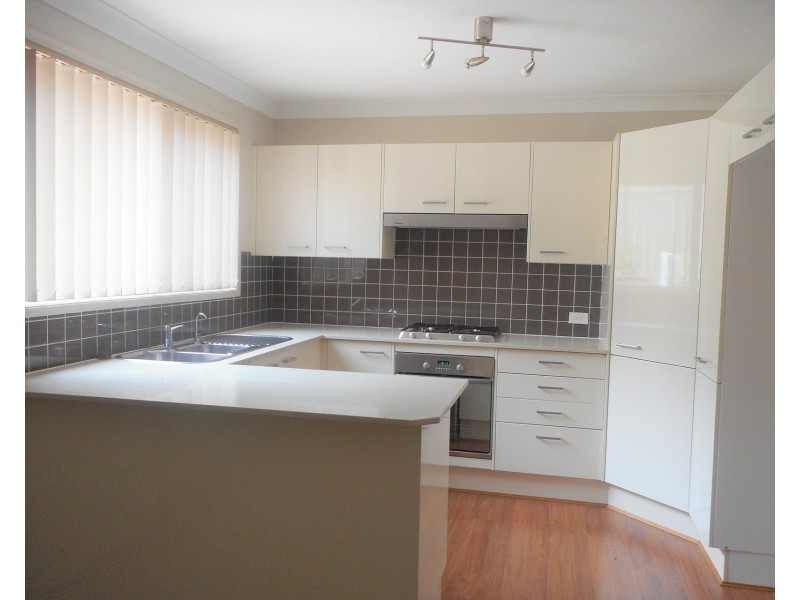 6a Melville Place, Shell Cove NSW 2529