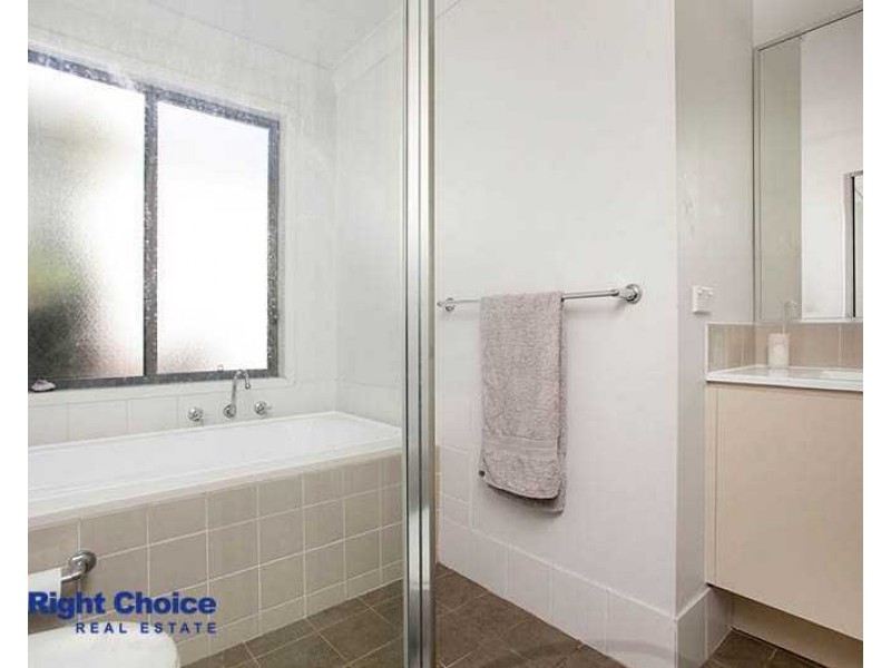 21 Lakewood Boulevard, Flinders NSW 2529