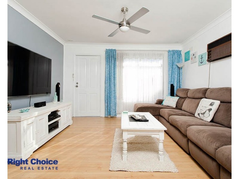 13 Barnes Street, Warilla NSW 2528