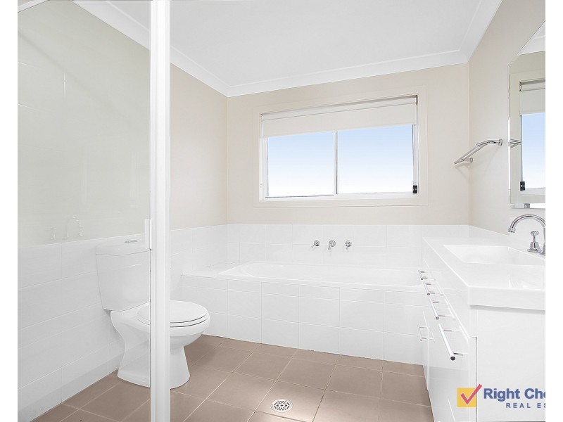 1 Loddon Circuit, Albion Park NSW 2527