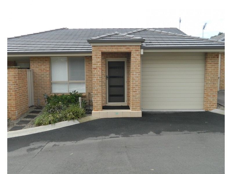 18/12 Propane Street, Albion Park NSW 2527