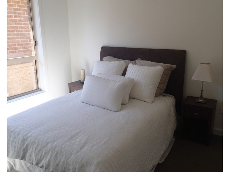 18/12 Propane Street, Albion Park NSW 2527