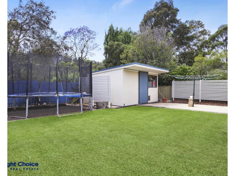 33 Kaylaur Crescent, Albion Park Rail NSW 2527