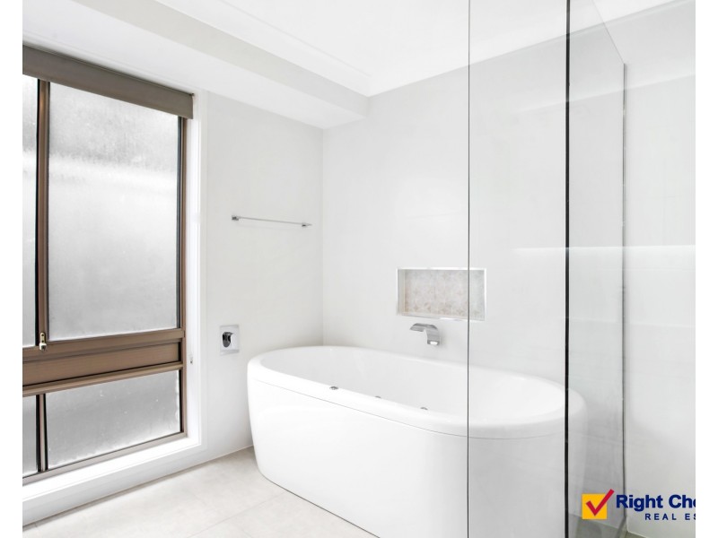 27 Charlotte Crescent, Albion Park NSW 2527