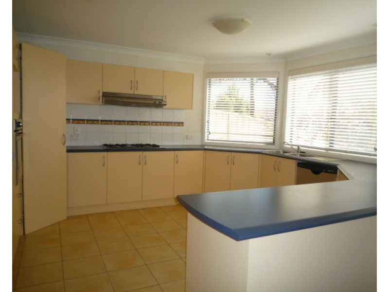 35 Eucumbene Avenue, Flinders NSW 2529