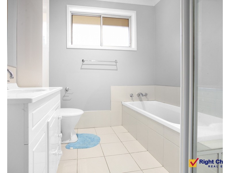 10 Figtree Street, Albion Park Rail NSW 2527