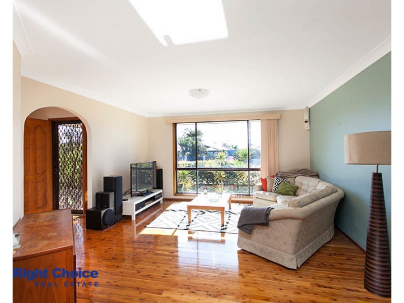 2 Moras Place, Lake Illawarra NSW 2528