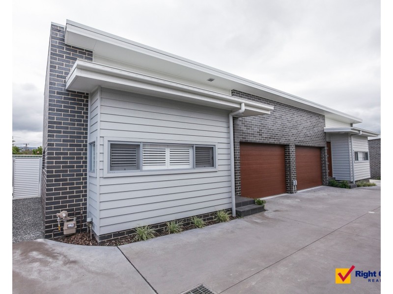 2/210 Tongarra Road, Albion Park NSW 2527