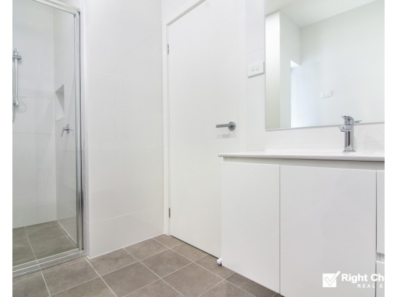 9/30 Peterborough Avenue, Lake Illawarra NSW 2528