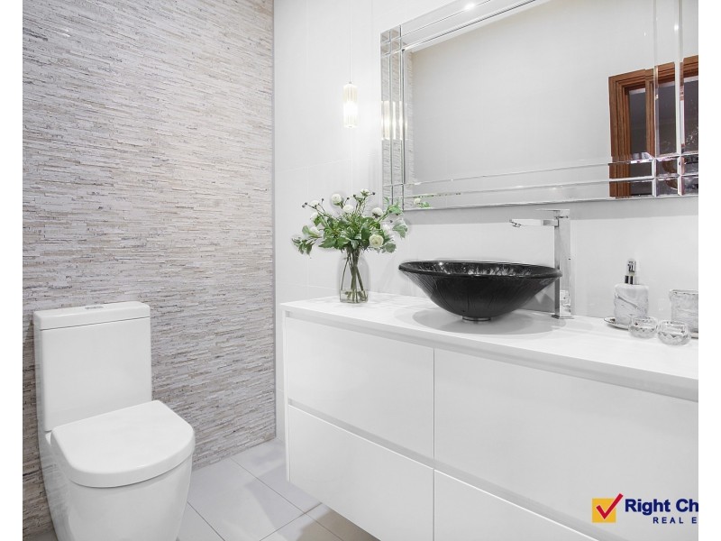 12 Bath Street, Thirroul NSW 2515