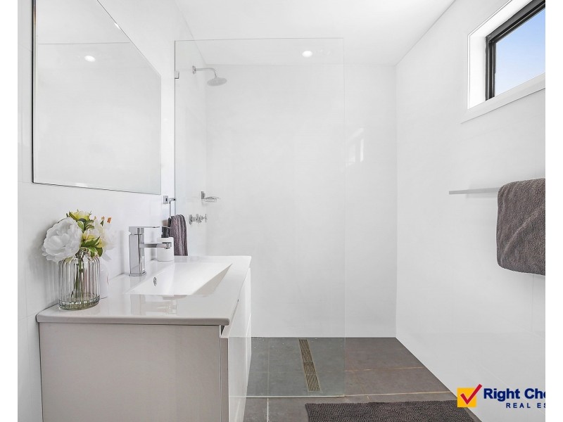 40 Strata Avenue, Barrack Heights NSW 2528