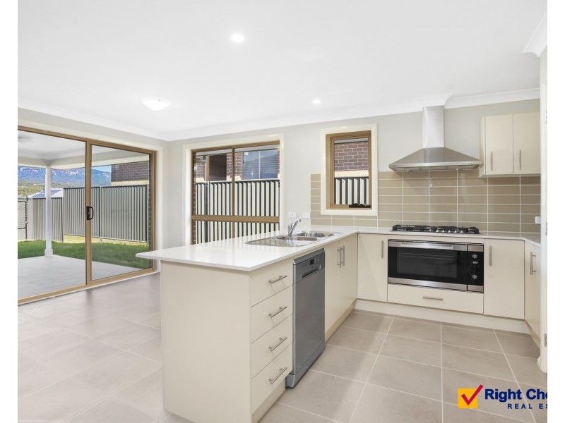 6 Farmgate Crescent, Calderwood NSW 2527