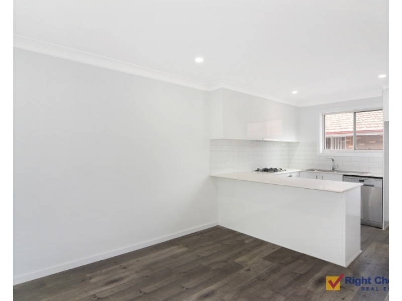 4/305 Princes Highway, Albion Park Rail NSW 2527