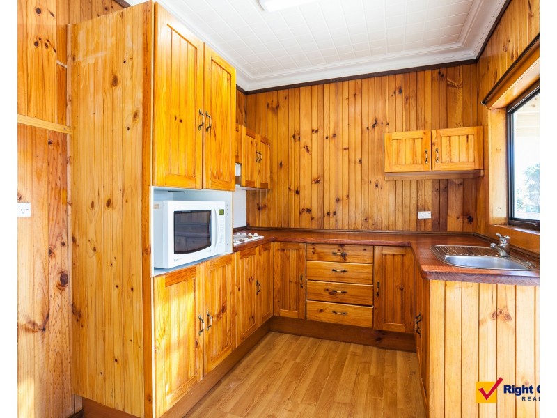 26 Roberts Avenue, Barrack Heights NSW 2528
