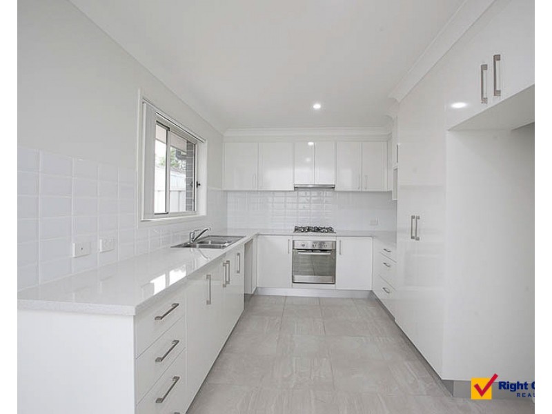 1B Kimbeth Crescent, Albion Park Rail NSW 2527