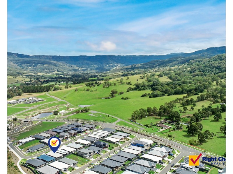 19 Bartlett Crescent, Calderwood NSW 2527