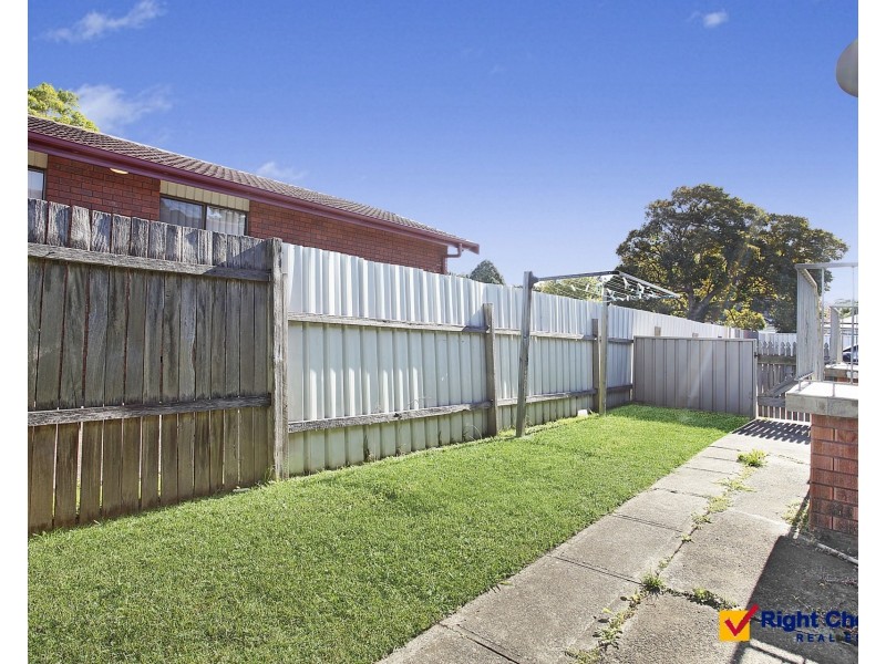 2/78 Barton Street, Oak Flats NSW 2529
