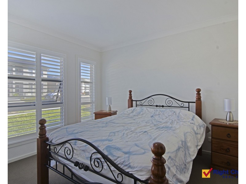 8 Scanlon Street, Calderwood NSW 2527