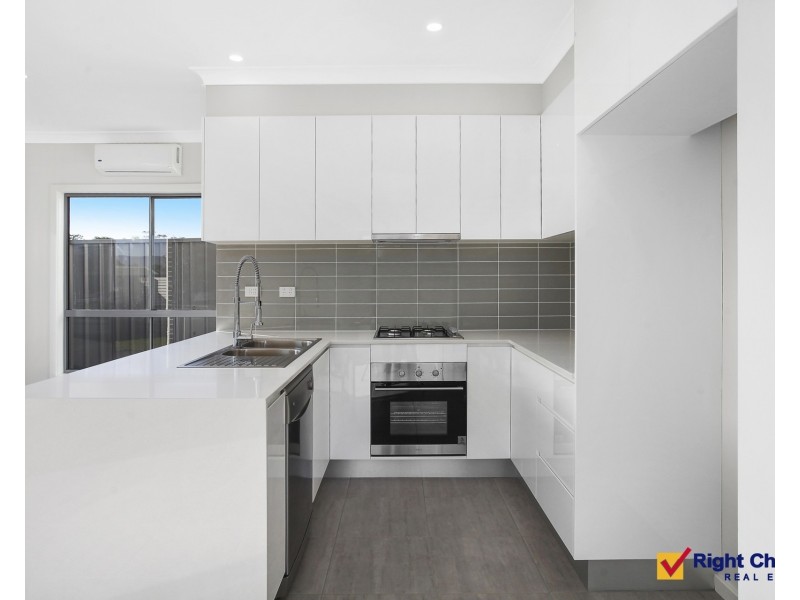 2/40B Devonshire Crescent, Oak Flats NSW 2529