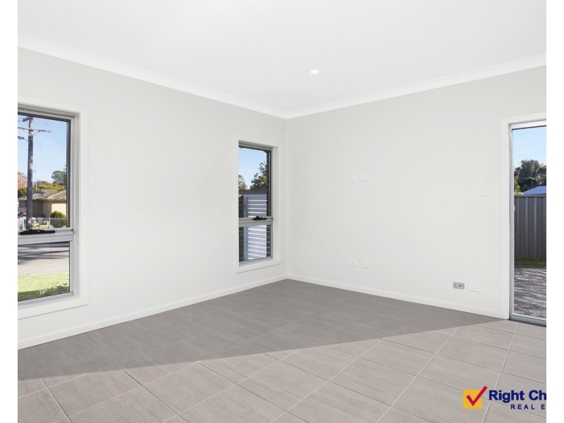 2/40B Devonshire Crescent, Oak Flats NSW 2529