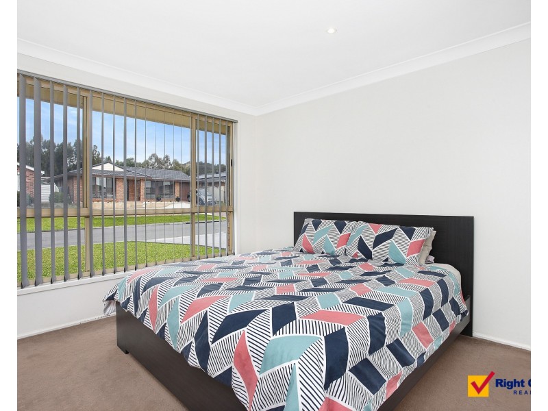 9 Honeysuckle Place, Albion Park Rail NSW 2527