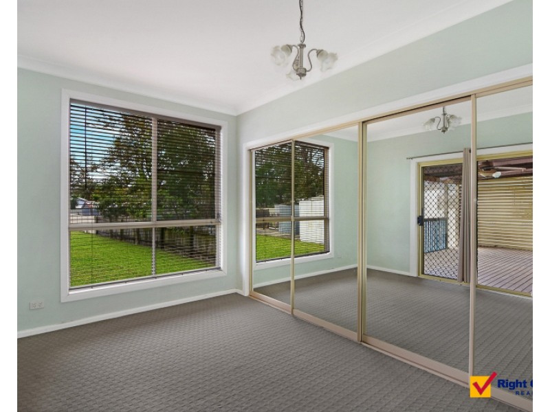 13 Karoo Street, Albion Park Rail NSW 2527
