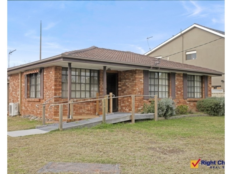 1/4 View Street, Lake Illawarra NSW 2528