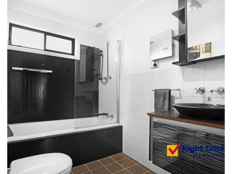 11 Rowley Avenue, Mount Warrigal NSW 2528