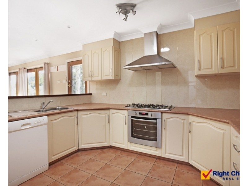 106 Central Avenue, Oak Flats NSW 2529