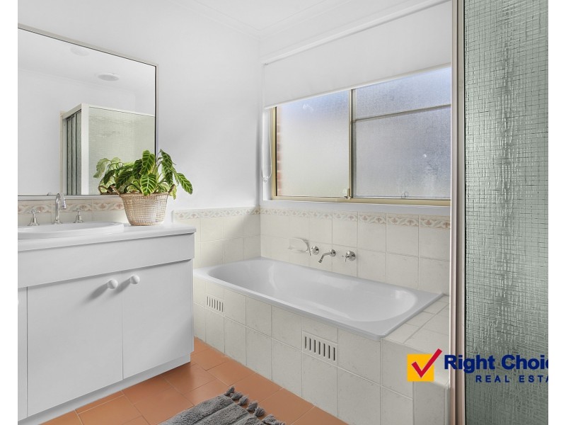 30 Gloucester Circuit, Albion Park NSW 2527
