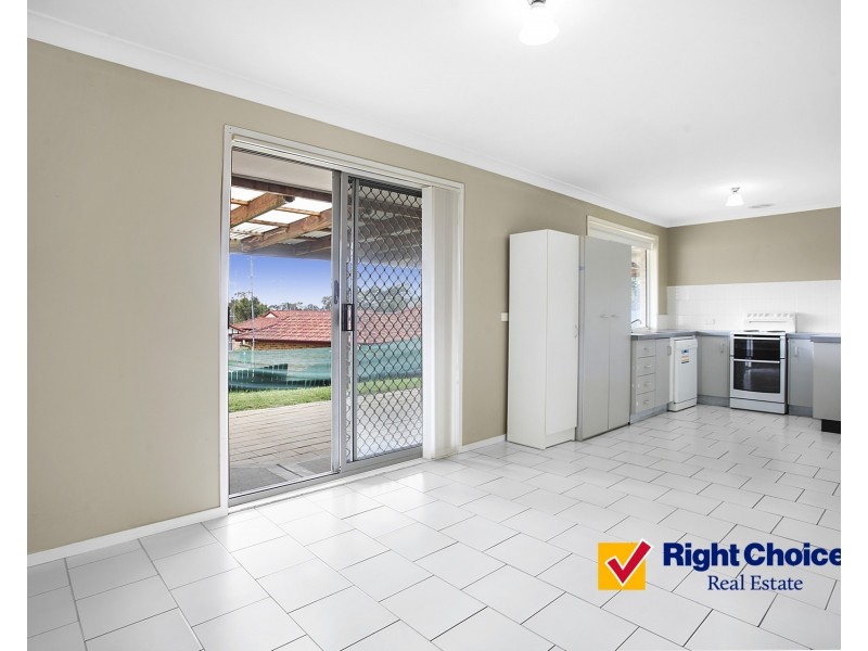 2/4 Macleay Place, Albion Park NSW 2527