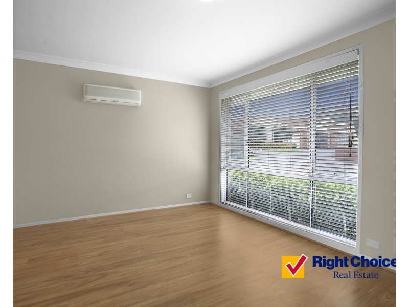 2/4 Macleay Place, Albion Park NSW 2527