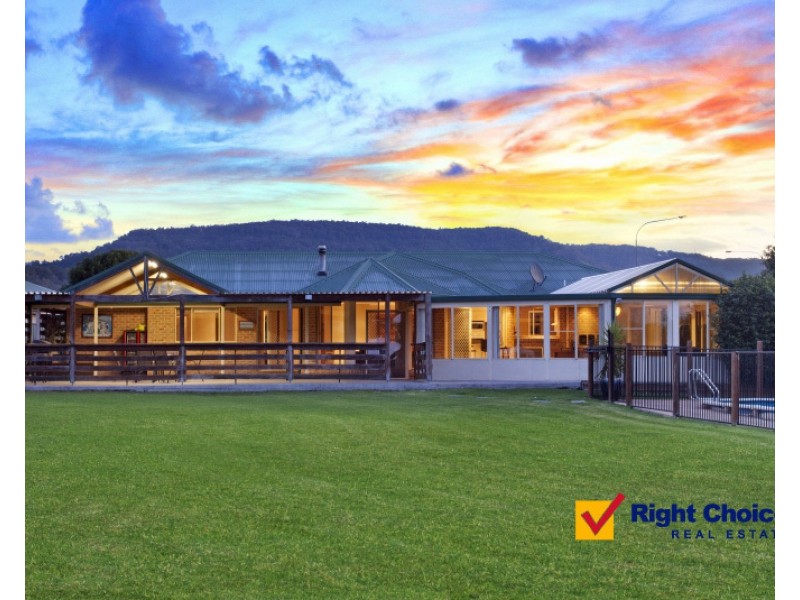 14 Avon Close, Albion Park NSW 2527