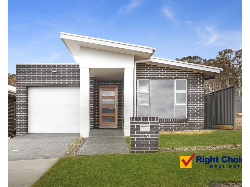 13 Coral Tree Cres, Calderwood NSW 2527