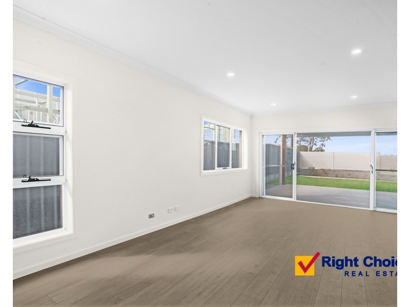 10a Saddleback Crescent, Kembla Grange NSW 2526