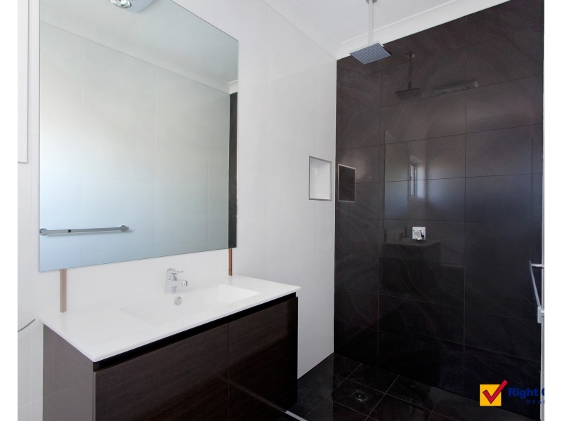 4 Dillon Road, Flinders NSW 2529