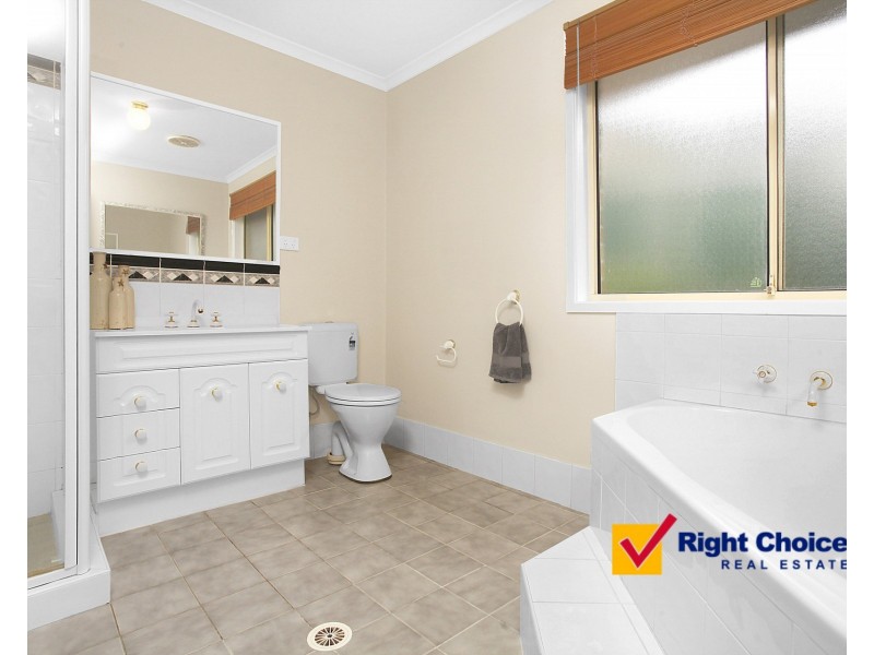 1 Barwon Place, Albion Park NSW 2527