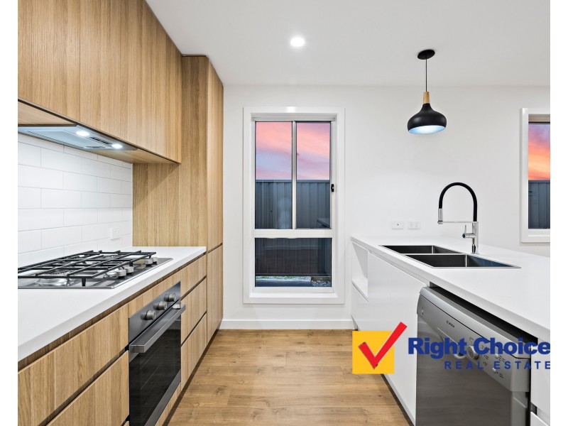 8 Dairyman Place, Calderwood NSW 2527