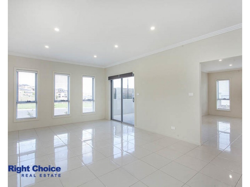 2 St Ives Road, Flinders NSW 2529