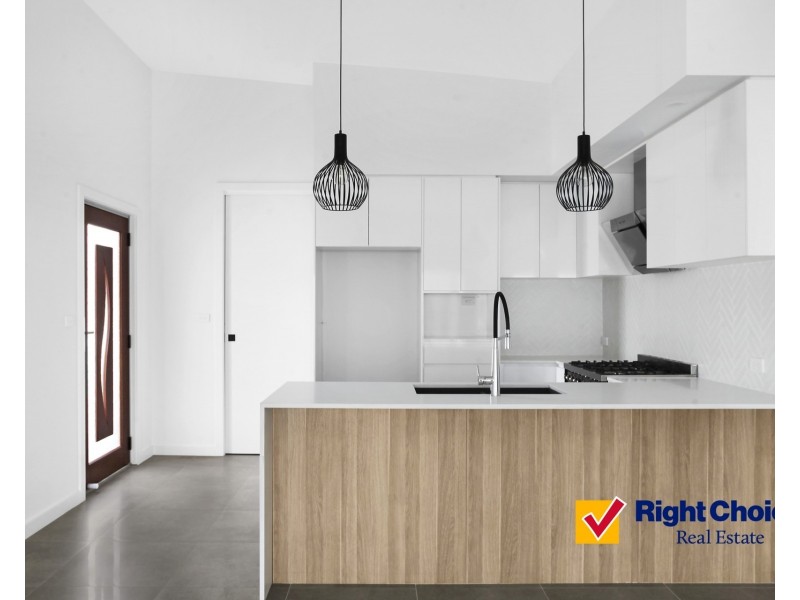 2/7 Griffiths Street, Oak Flats NSW 2529